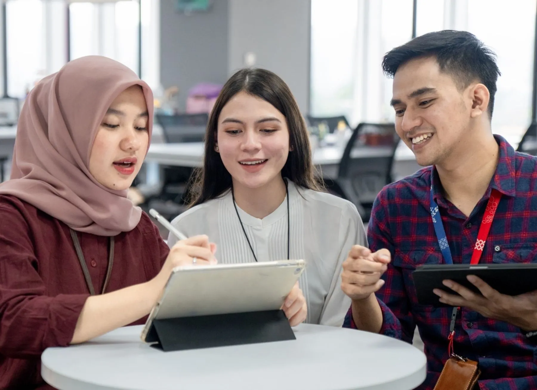 Telkom Luncurkan Program ESG 2024 sebagai Bagian Transformasi TelkomGroup